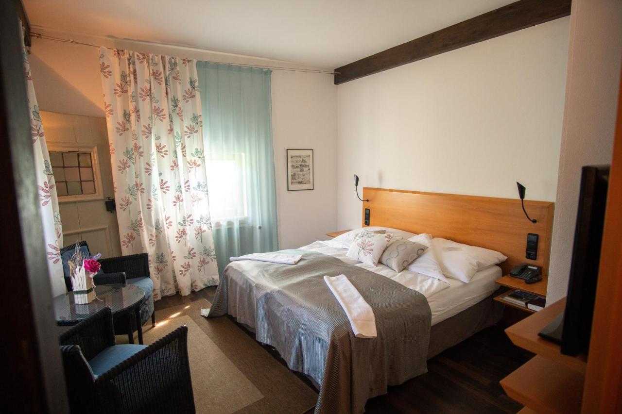 Restaurant & ****Hotel Hoeerhof อิดชไตน์ ภายนอก รูปภาพ
